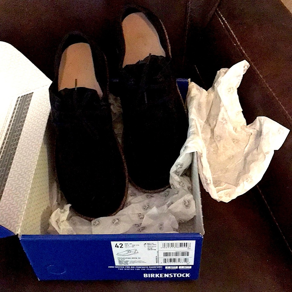BIRKENSTOCK-PASADENA MEN III  -  Black. US Mens size 9/Womens Size 11